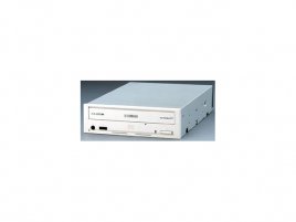 Yamaha CRW 3200