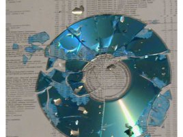 CD co se rozletělo v krabičce