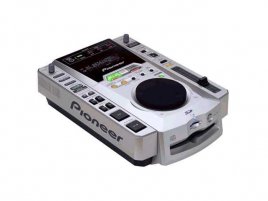 Pioneer DMP 555 MP3 player
