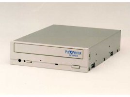 Plextor 16&times;10&times;40