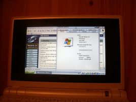 Asus Eee PC s Windows XP zobrazuje www.cdr.cz