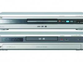 Sony HX910 nahoře a GX210 dole