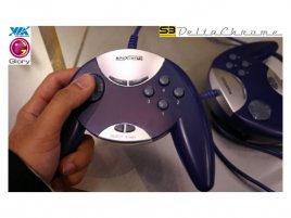 ApeXtreme Game Controller (zdroj: www.anandtech.com/show/1218/2)