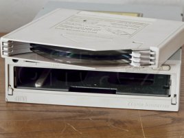 Torisan CDR-C3G s caddy na 3 CD
